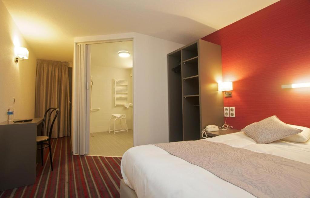 Brit Hotel Lorient Le Kerotel Exterior photo